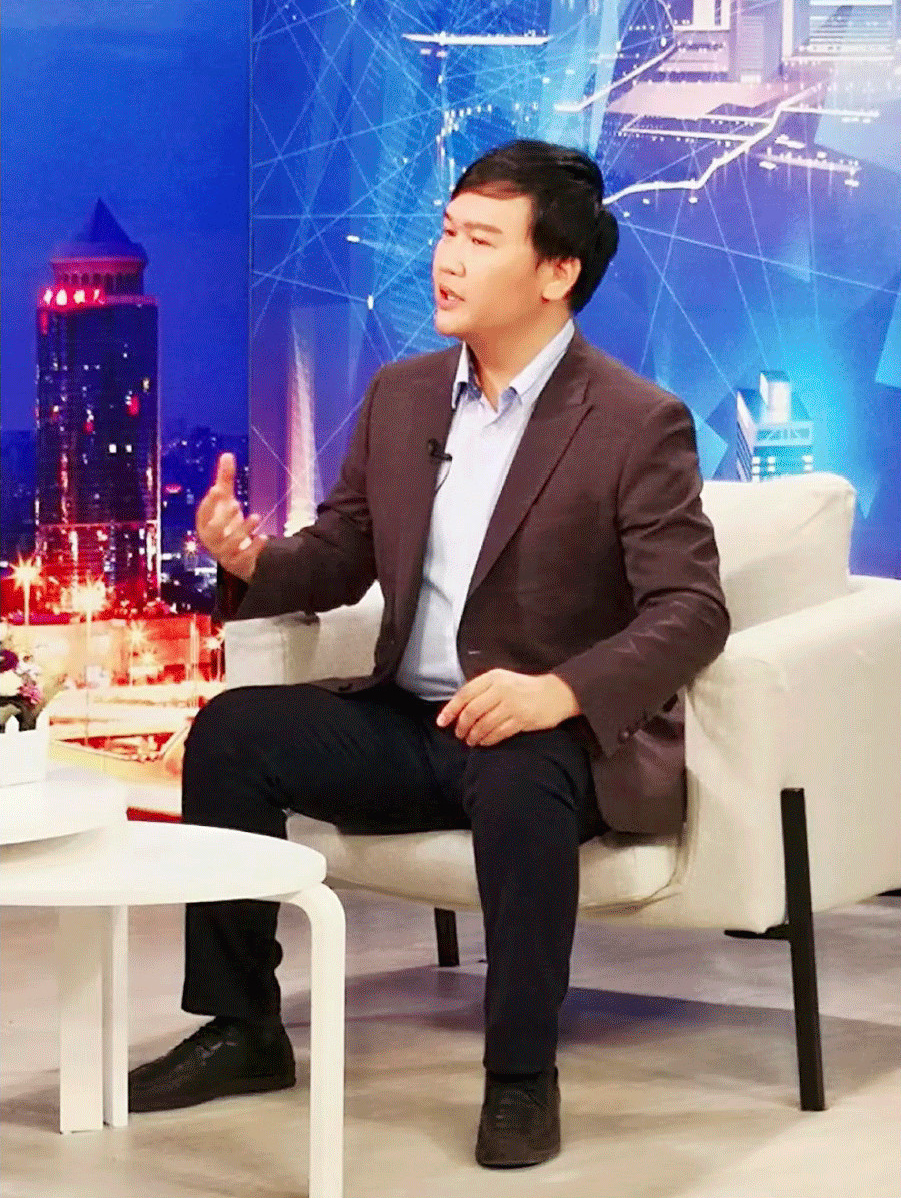 [赛思达烤箱]CCTV采访——塑企业形象，创优质名牌